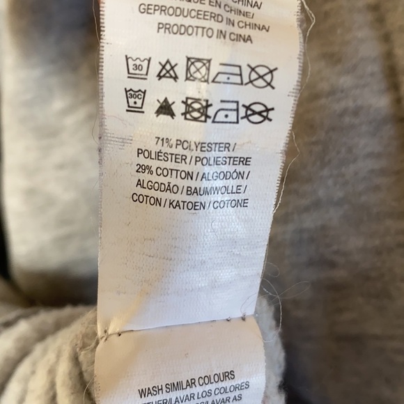 Atmosphere gray long sleeve hoodie sweatshirt with bottom side zippers, Size 10 - Picture 6 of 8